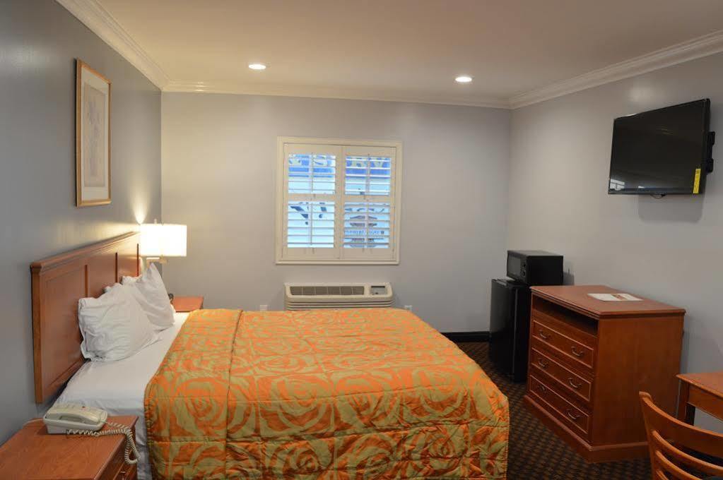 La Casa Inn Pasadena Dış mekan fotoğraf